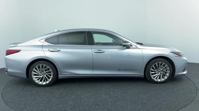Lexus Es 300h President Line