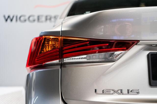 Lexus IS 300H HYBRID BUS.Line Pro, El.sch.dak, Ad.Cruise, Lane assist