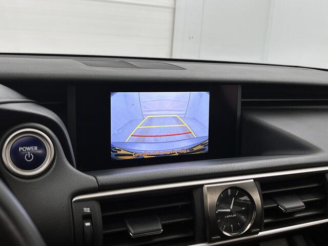 Lexus IS 300h Hybrid Business Line | Premium uitgevoerd | Elektrisch schuif kantel dak |