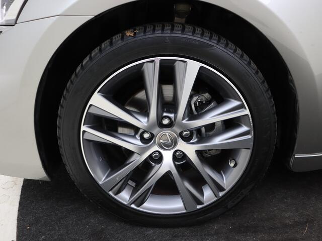 Lexus IS 300h Hybrid Business Line | Quad LED Koplampen | Safety System | Stoelverwarming |