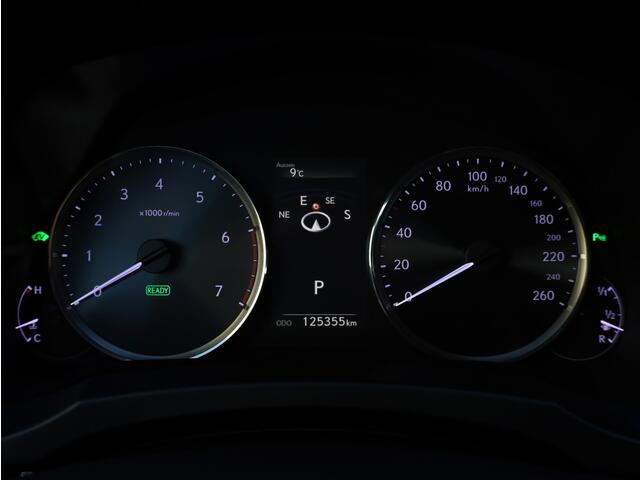 Lexus IS 300h Hybrid Luxury Line | Mark Levinson | Stoelventilatie | LED