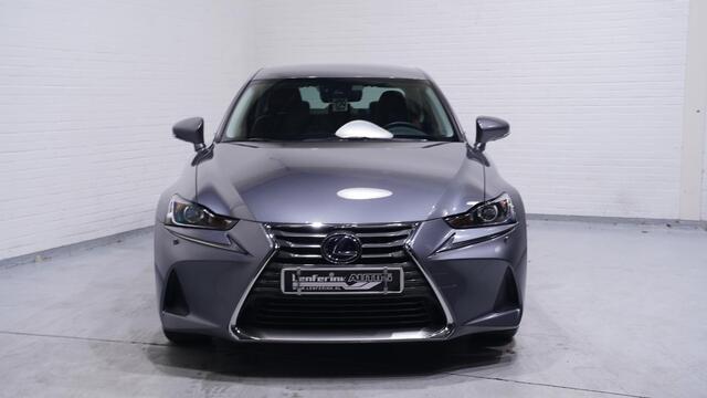 Lexus IS 300h Hybrid Navi Leder Clima Led koplampen PDC NAP Rijklaar!