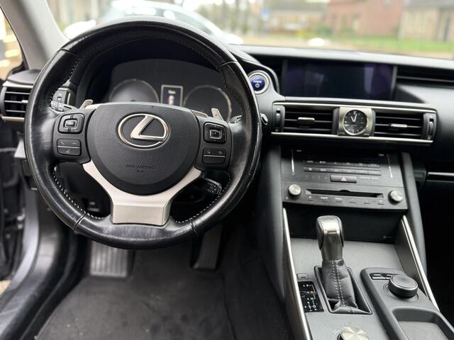 Lexus IS 300h Hybrid Business Line Navigatiesysteem, Keyless starten