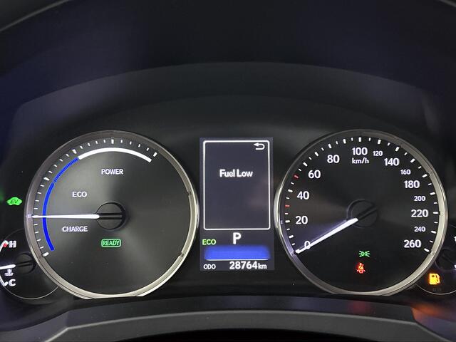 Lexus IS 300h Hybrid Business Line Premium uitgevoerd | Elektrisch schuif kanteldak | BTW |