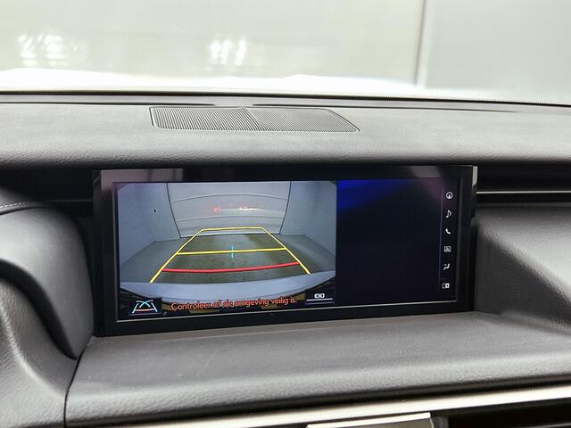 Lexus IS 300h Hybrid Business Line Premium uitgevoerd | Elektrisch schuif kanteldak | BTW |