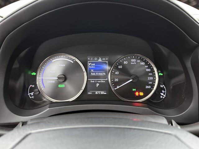 Lexus IS 300h Hybrid Luxury Line