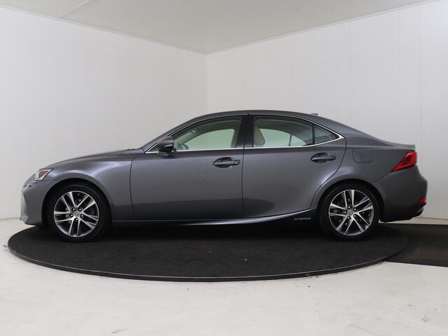 Lexus IS 300h Hybrid Edition 30 | Premium Navigatie | Safety System | Parkeersensoren | Schuifkanteldak | Lexus-paasweekend
