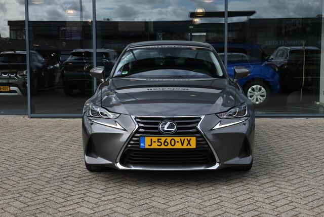 Lexus IS 300h Hybrid Business Line Pro | NL Auto | Dealer onderhouden