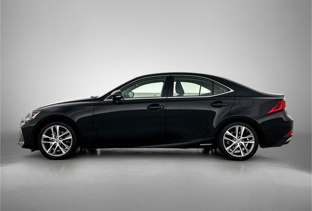 Lexus IS 300h Hybrid Business Line | Parkeersensoren | Cruise Control Adaptief | Achteruitrijcamera |