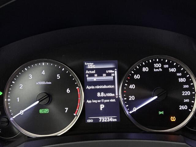 Lexus IS 300h First Edition | Elektrisch Verstelbare Stoelen | Cruise Control Adaptief | Parkeersensoren |