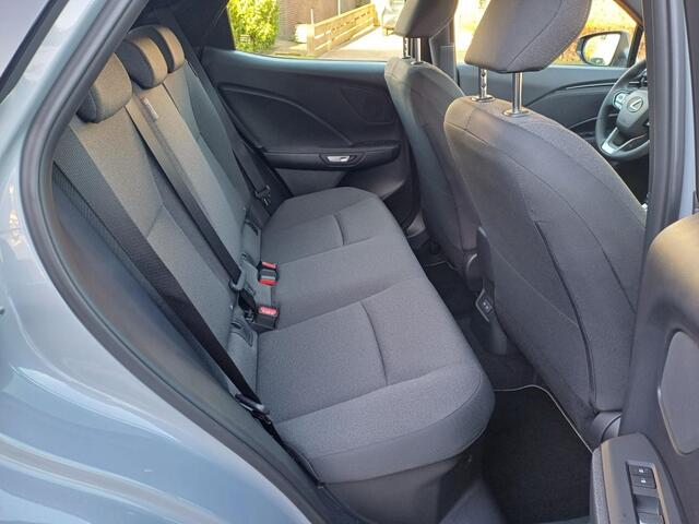 Lexus LBX 2WD Safety Pack