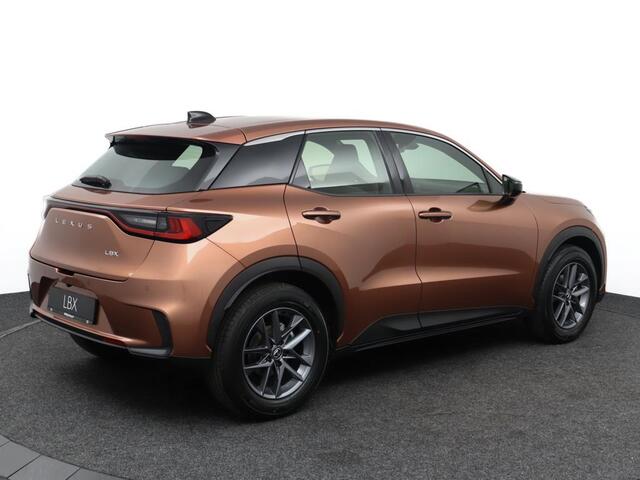 Lexus LBX 2WD | Blind Spot Monitor | Keyless Entry | Stoelverwarming | Parkeersensoren