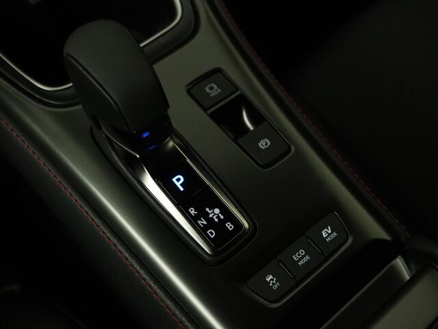 Lexus LBX Elegant Black Edition | Tech Pack |