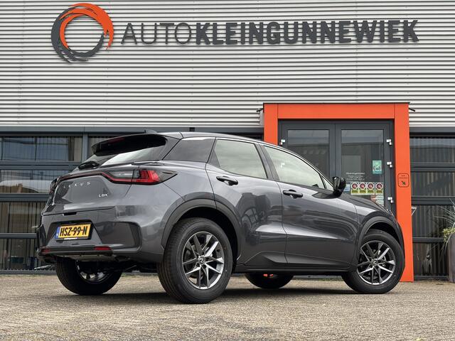 Lexus LBX Business Line 2WD / NIEUW MEI 2025! / Stoelverwarming / AppleCarplay/AndroidAuto / Keyles sentry /