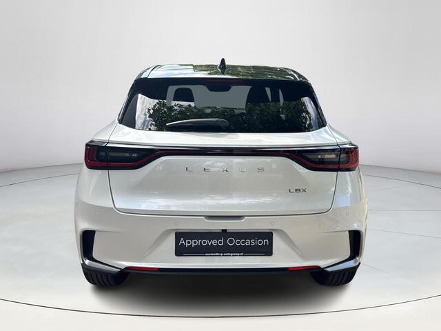 Lexus LBX Emotion 2WD | 06-10141018 Voor meer informatie