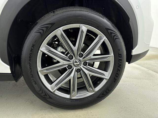 Lexus LBX Relax 2WD | Advanced Pack | Mark Levinson | Elektrische Stoelverstelling + Geheugen |