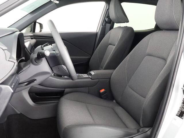 Lexus LBX BUSINESSLINE BI-TONE GARANTIE 2035 ! BI-TONE PRO LINE-PACK.DODE HOEK SENSOR. PDC V+A STUUR/STOEL VERWARMING