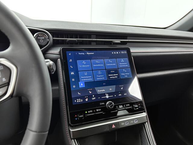 Lexus LBX Emotion 2WD | Tech Pack | Bi-Tone | Lexus Link + |