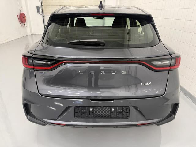 Lexus LBX Business Line 2WD Comfort + Safety Pack | Stoel- stuurverw