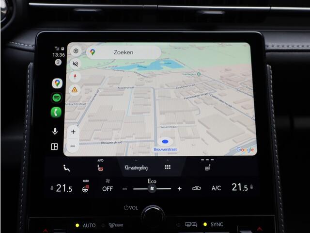 Lexus LBX Relax 2WD | Tech Pack | Memory Seat | El Achterklep