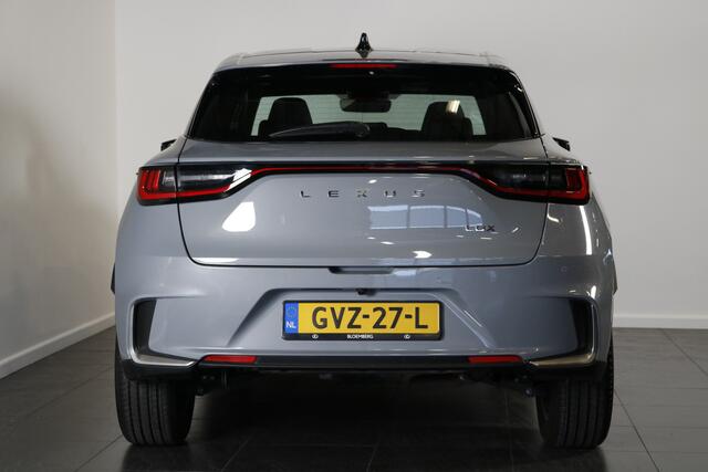 Lexus LBX Relax AWD Advance Pack | Mark Levinson | 360 Camera | HUD |