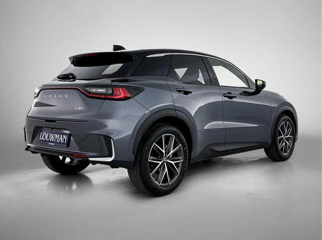 Lexus LBX Emotion 2WD Tech Pack |