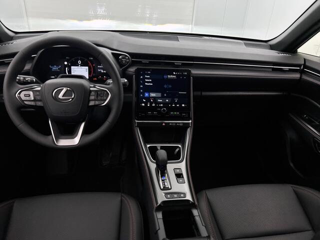 Lexus LBX Emotion 2WD Tech Pack |