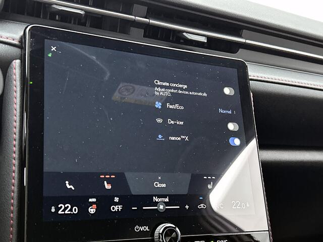 Lexus LBX Emotion 2WD Tech Pack |