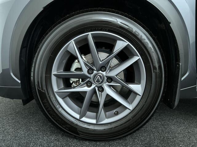 Lexus LBX 2WD Comfort & Safety Pack!