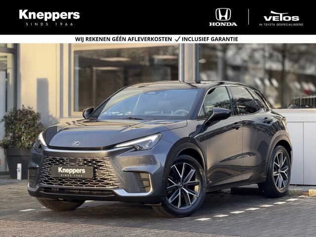 Lexus LBX Cool 2WD | GEEN AFLEVERKOSTEN | Dodehoekdetectie, Elektrische achterklep, Lederen bekleding