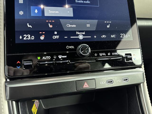 Lexus LBX Elegant 2WD | Tech Pack | Carplay | Adaptive Cruise |