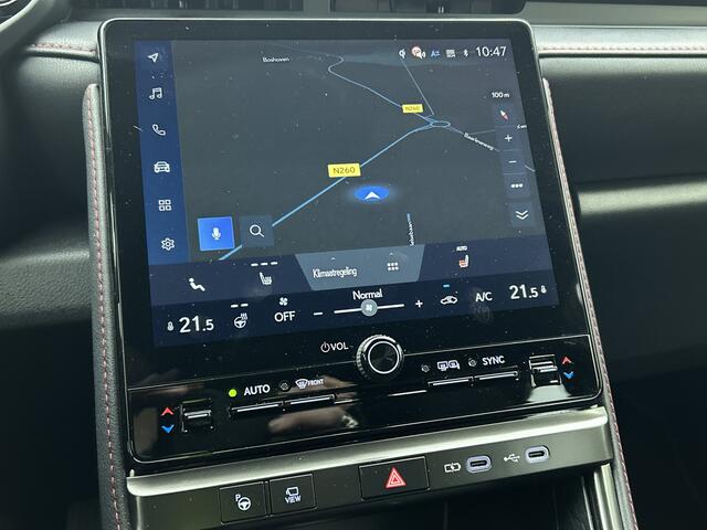 Lexus LBX Emotion 2WD | Advanced Pack | Bi-Tone Metallic | Lexus Link + |