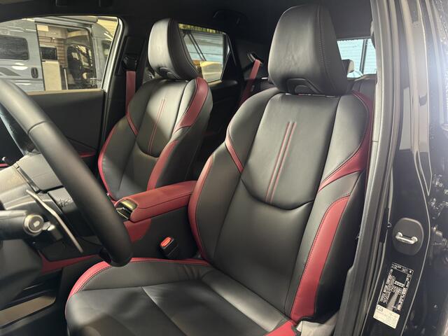 Lexus LBX 35th Edition Avanced Pack | BSM | Stoel/Stuurverwarming | HUD | 360 camera |