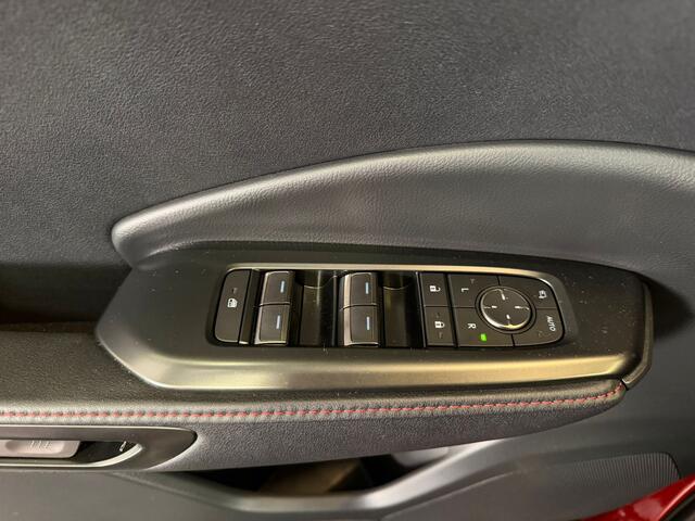 Lexus LBX Emotion 2WD