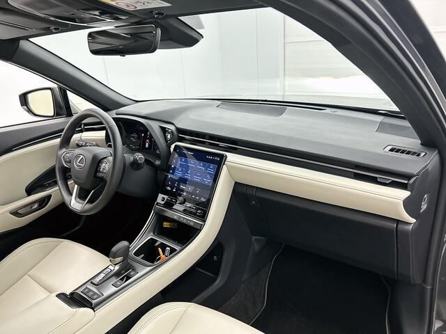 Lexus LBX Elegant 2WD | Tech Pack | Stoelverwarming | Stuurverwarming |