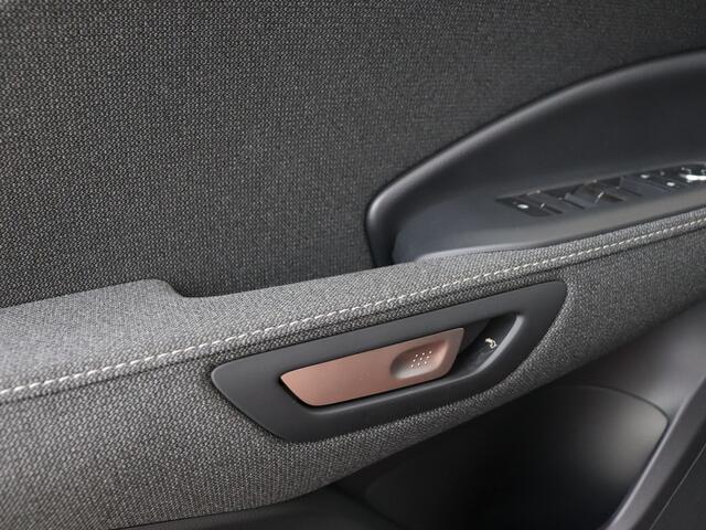 Lexus LBX 2WD | Stoelverwarming | Parkeersensoren | Apple Carplay & Android Auto |