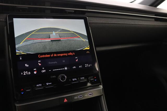 Lexus LBX Business Line 2WD | Parkeersensoren | Apple Carplay / Android Auto | Dodehoekdetectie | Cruise control adaptief | stoel/stuurverwarming |