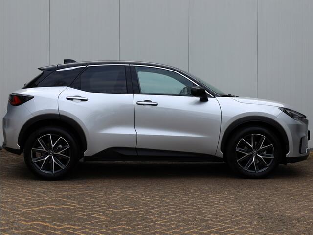 Lexus LBX Cool 2WD | Leder/Alcantara | Memory Seat | BSM