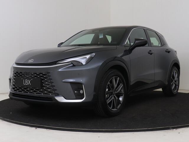 Lexus LBX Relax 2WD Advanced Pack | HUD | 360 Camera