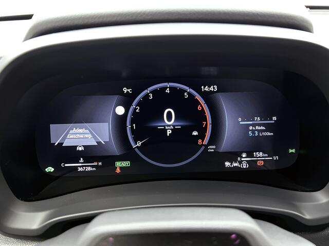 Lexus LBX Emotion 2WD | Tech Pack | Geperforeerde Stoelen | Bi-Tone Metallic |