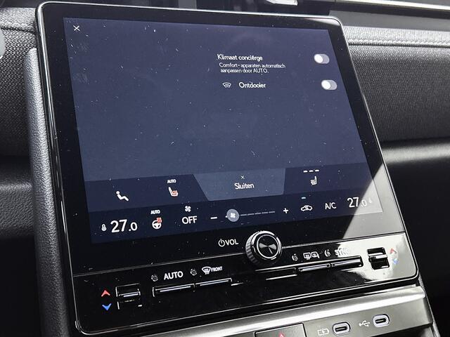 Lexus LBX Business Line 2WD | Navigatie | Stoel- en Stuurverwarming | Parkeersensoren voor + achter |