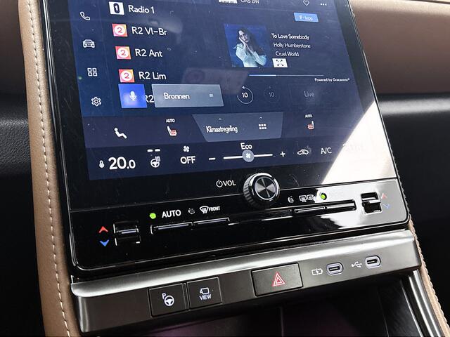 Lexus LBX Relax 2WD | Advanced Pack | Elektrische Stoelen met Geheugen | Mark Levinson |