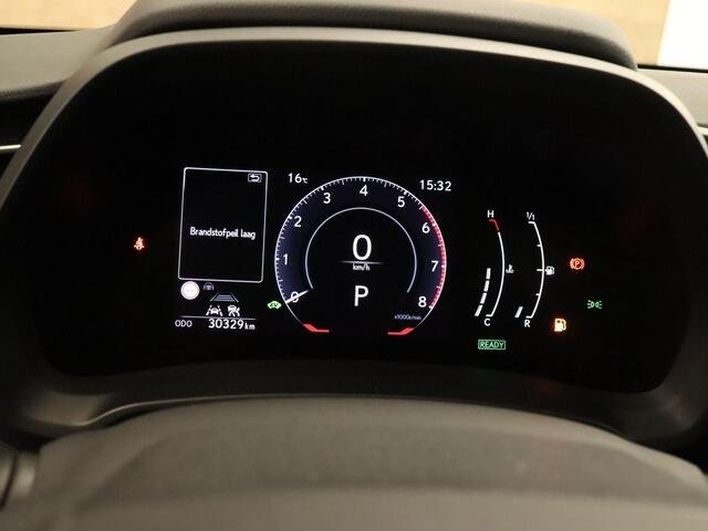 Lexus LBX Business Line 2WD - ORIGINEEL NEDERLANDSE AUTO - AFKOMSTIG VAN 1E EIGENAAR - NAVIGATIE - ADAPTIEVE CRUISE CONTROL - PARKEERSENSOREN VOOR/ ACHTER - CAMERA - KEYLESS ENTRY/ START - APPLE CARPLAY/ ANDROID AUTO - 17 INCH LICHT METALEN VELGEN