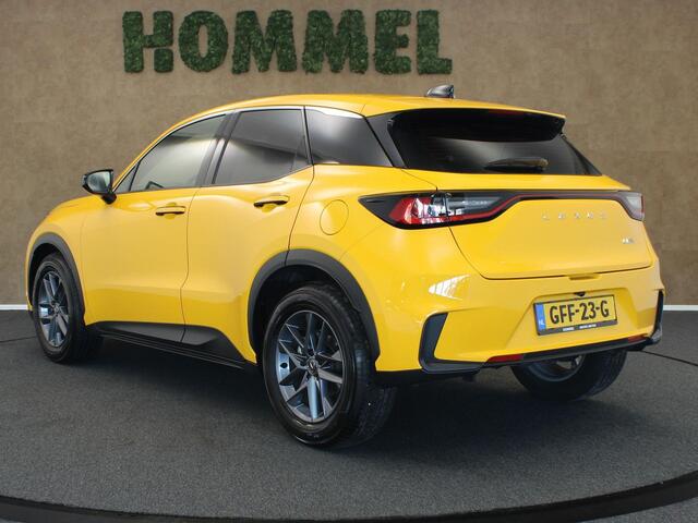 Lexus LBX Business Line 2WD - ORIGINEEL NEDERLANDSE AUTO - AFKOMSTIG VAN 1E EIGENAAR - NAVIGATIE - ADAPTIEVE CRUISE CONTROL - PARKEERSENSOREN VOOR/ ACHTER - CAMERA - KEYLESS ENTRY/ START - APPLE CARPLAY/ ANDROID AUTO - 17 INCH LICHT METALEN VELGEN