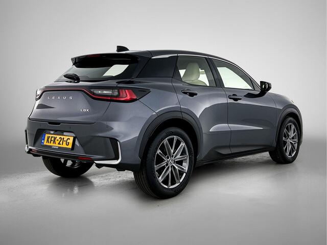 Lexus LBX Elegant 2WD | Apple CarPlay / Android Auto (Navigatie) | BLS | PDC |