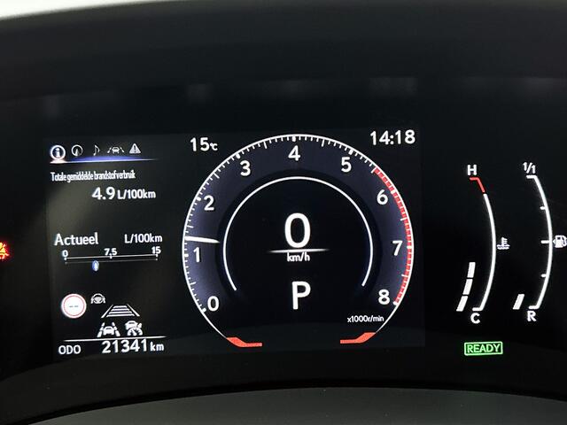 Lexus LBX Elegant 2WD | 18" LM Velgen | Stoelverwarming | Leder |
