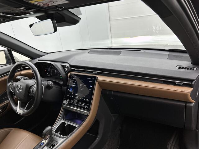 Lexus LBX Relax 2WD | Elektrische Bestuurderstoel met Geheugen | Leder | Sfeerverlichting |