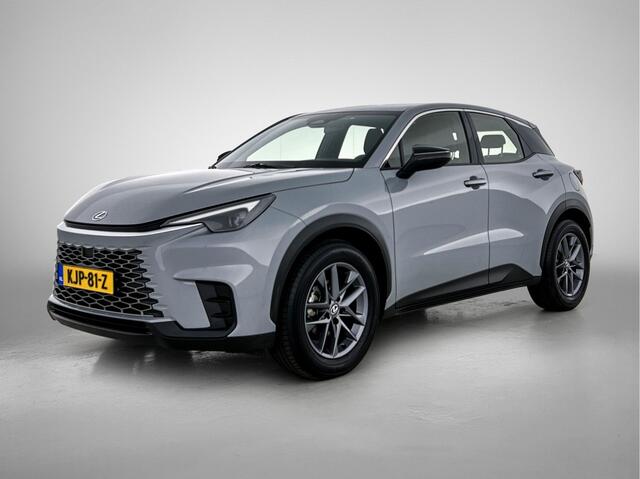 Lexus LBX 2WD | Comfort en Safety pack |