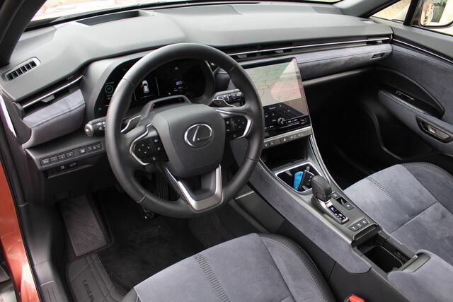 Lexus LBX Original Edition 2WD Hybrid I NL-auto! I Uniek I Tech pack I Garantie I Applecarplay