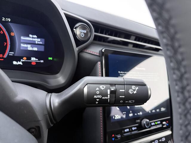 Lexus LBX Emotion 2WD | Advanced Pack |